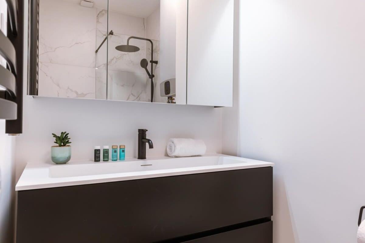Huswell - Brand New Apartment Near The Beach Бланкенберге Екстериор снимка